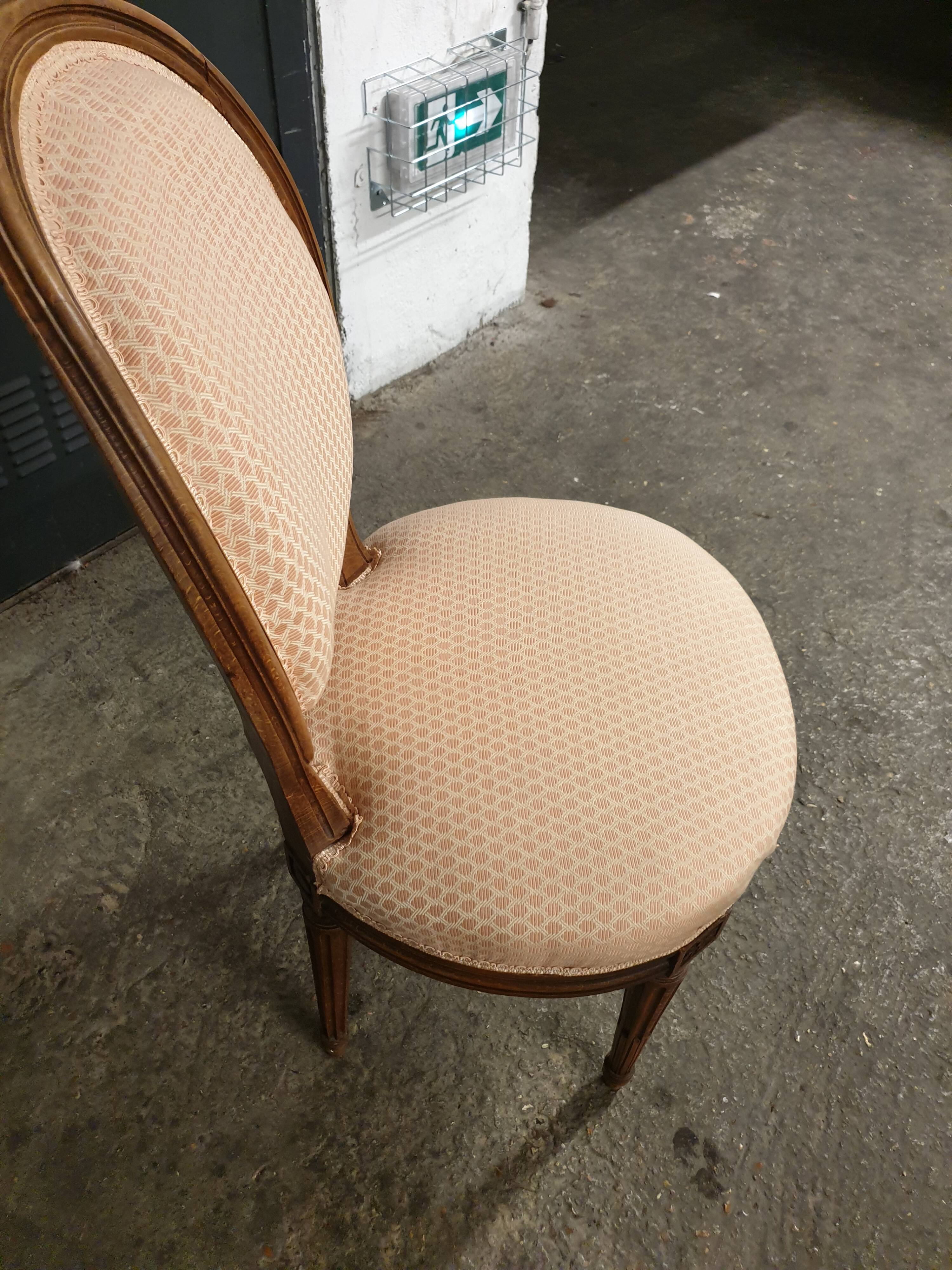 Medallion chair louis xvi