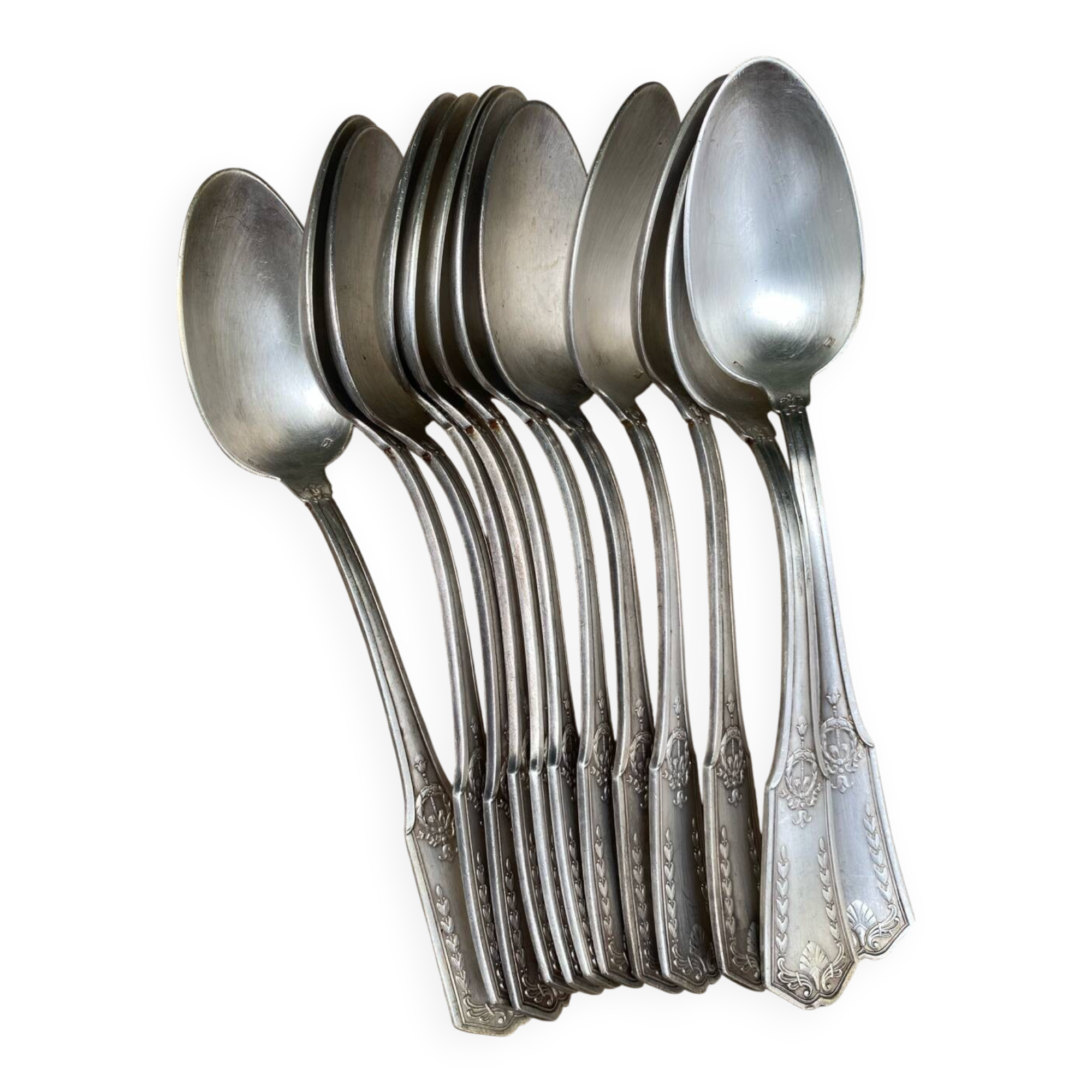 Set of 12 silver-plated metal soup spoons