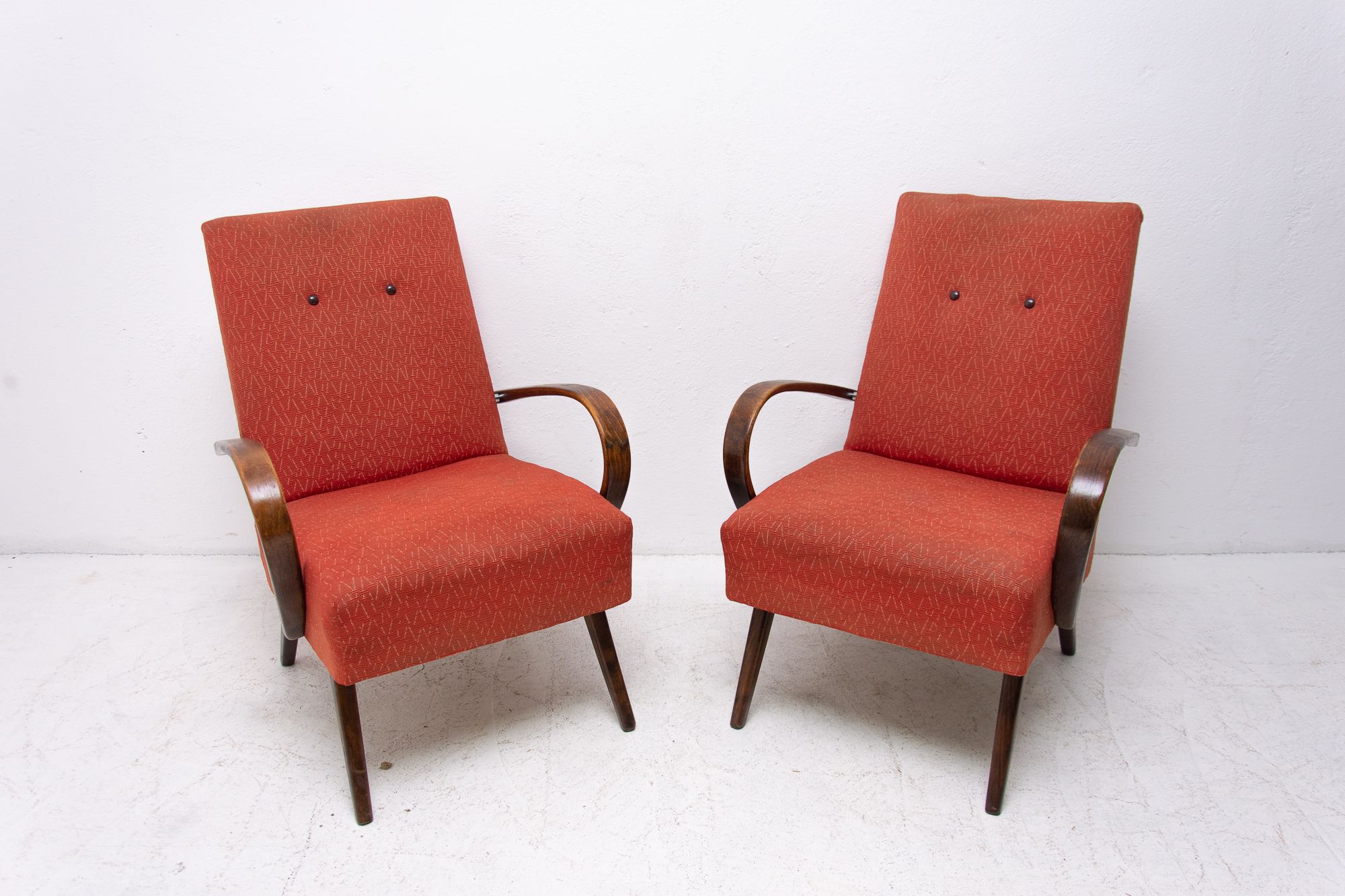 Pair of mid century bentwood armchairs by Jaroslav Šmídek, 1960s