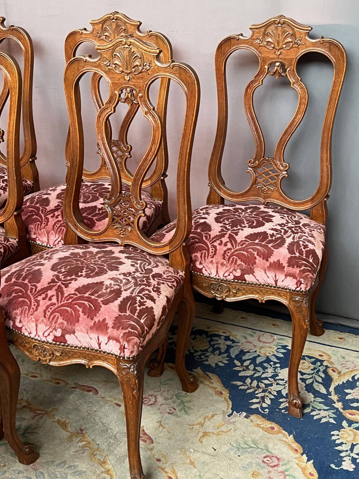 Ensemble de 6 chaises de style Régence.