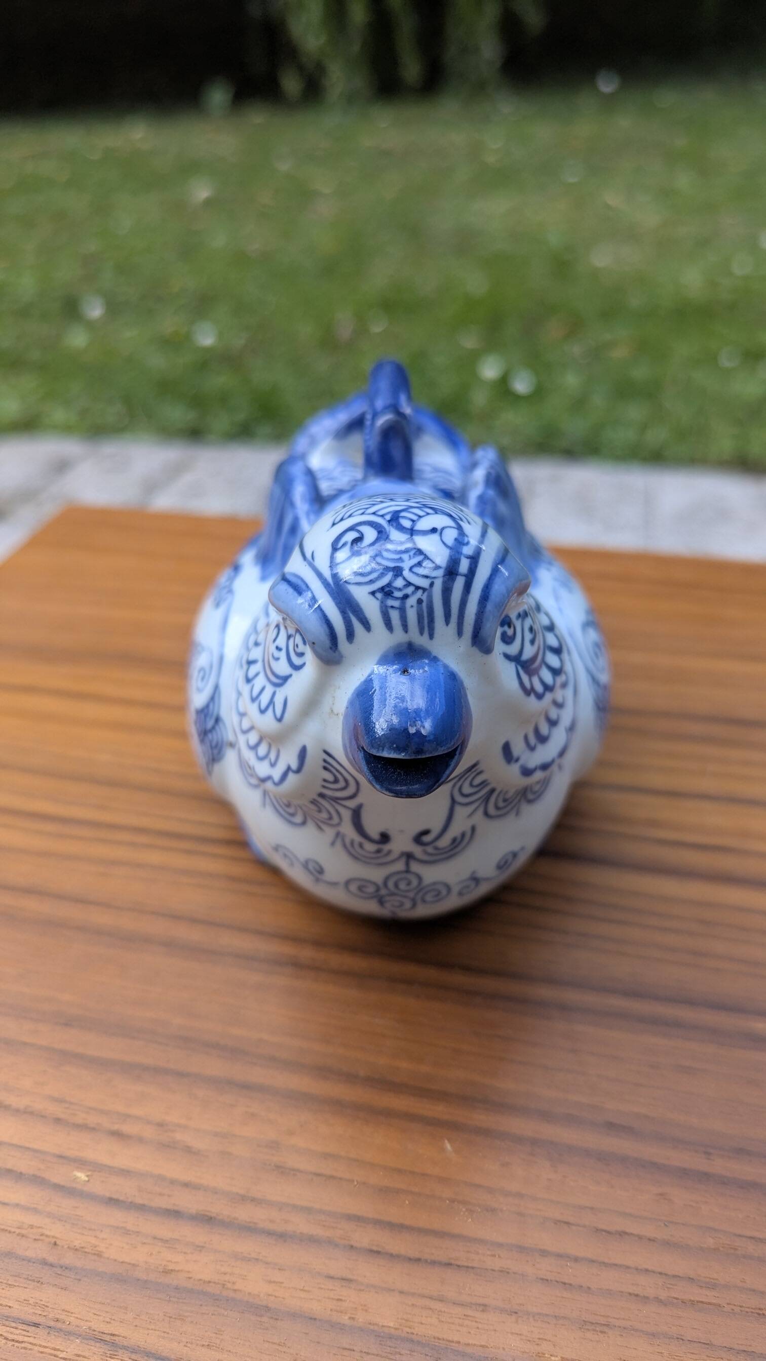 Old teapot / bird-shaped jug in blue and white porcelain
