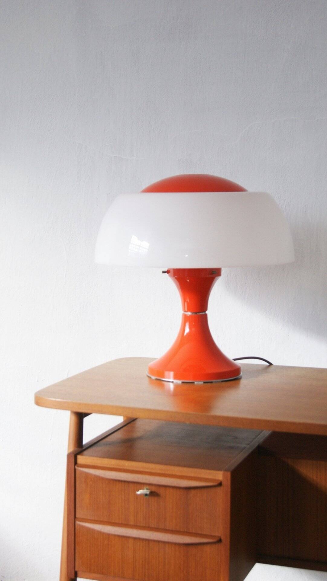 Mid-Century Italian Table Lamp by Gaetano Sciolari for Ecolight
