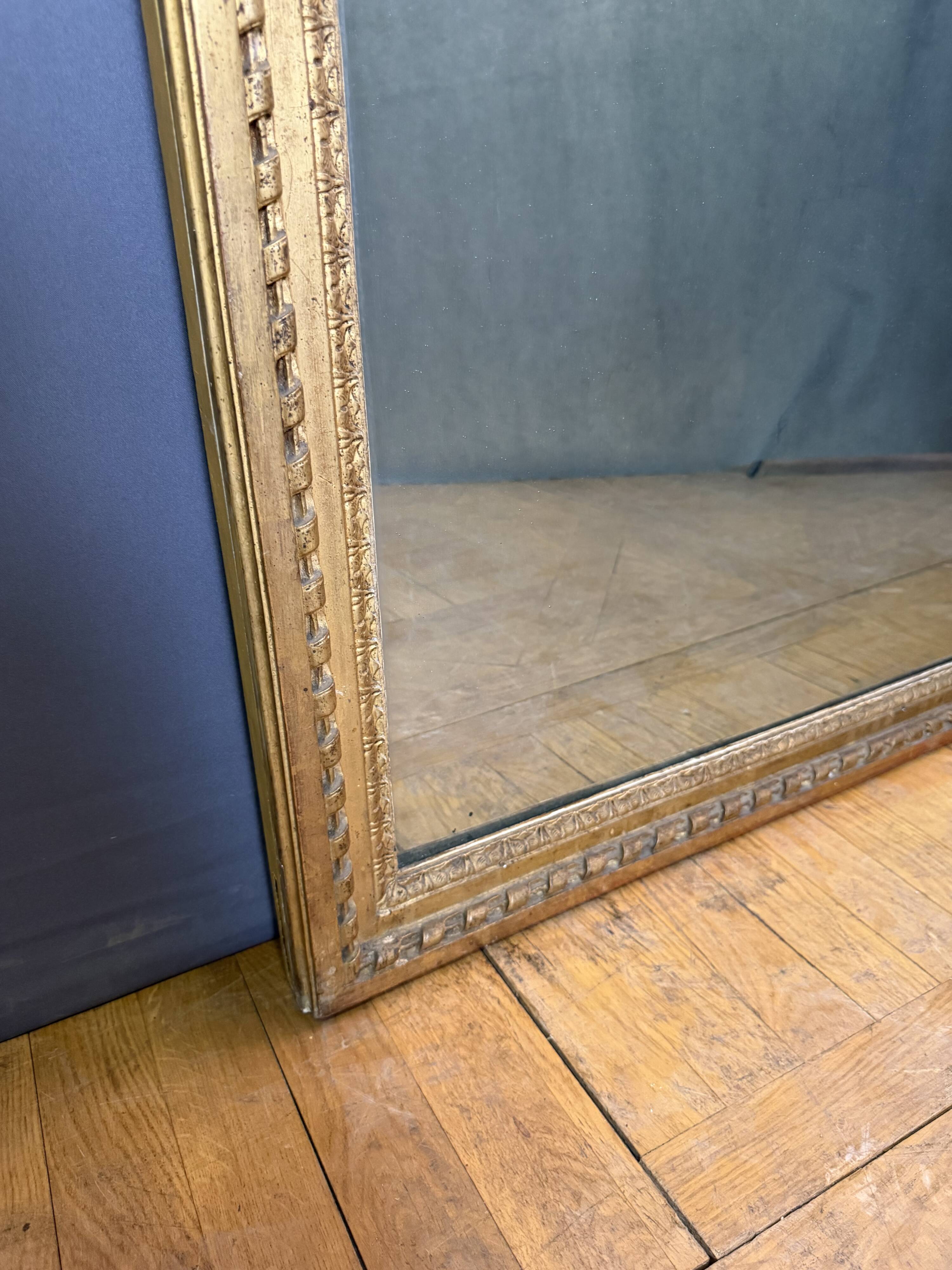 Miroir Louis XVI en Bois doré XVIII ème
