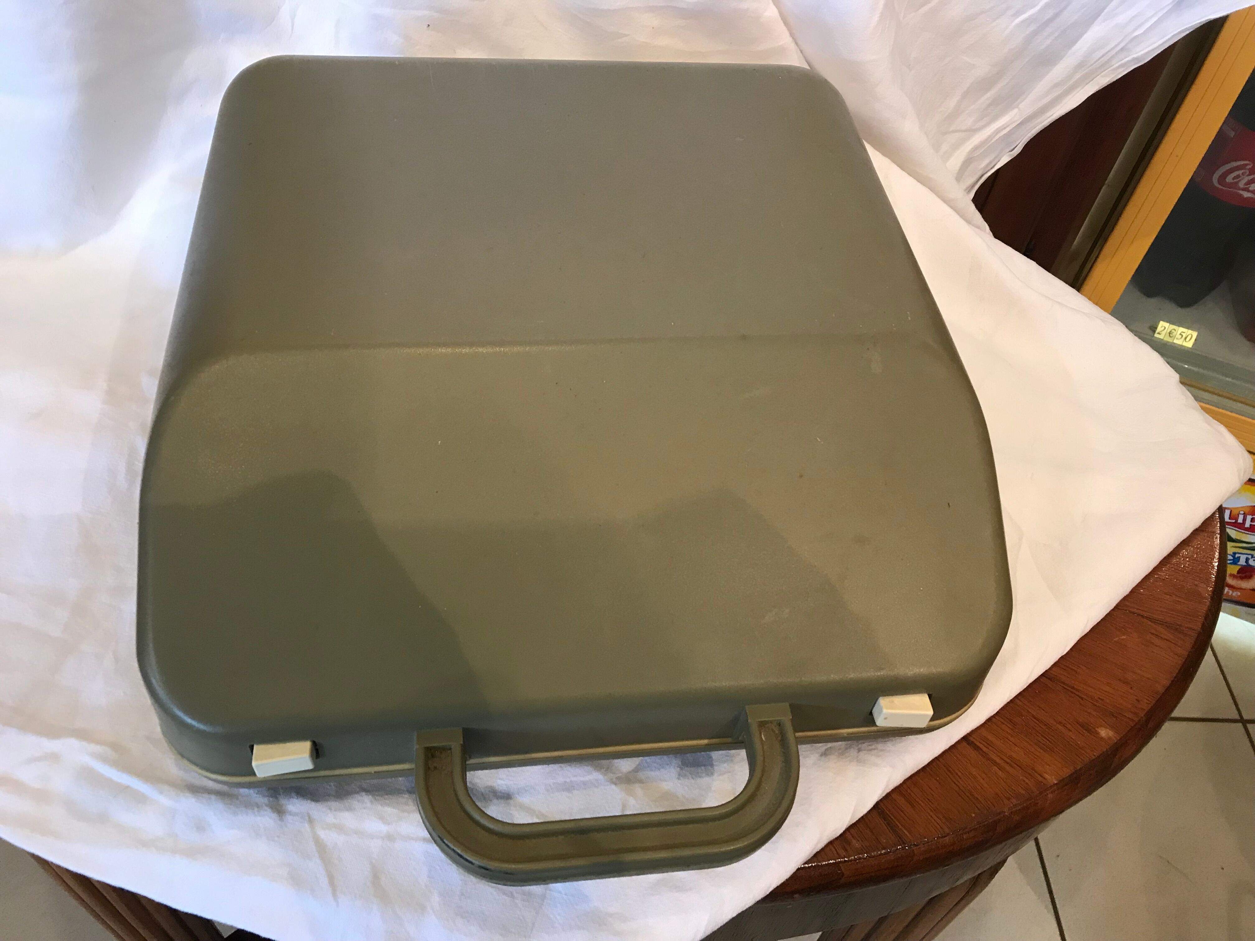 Typewriter Underwood 319