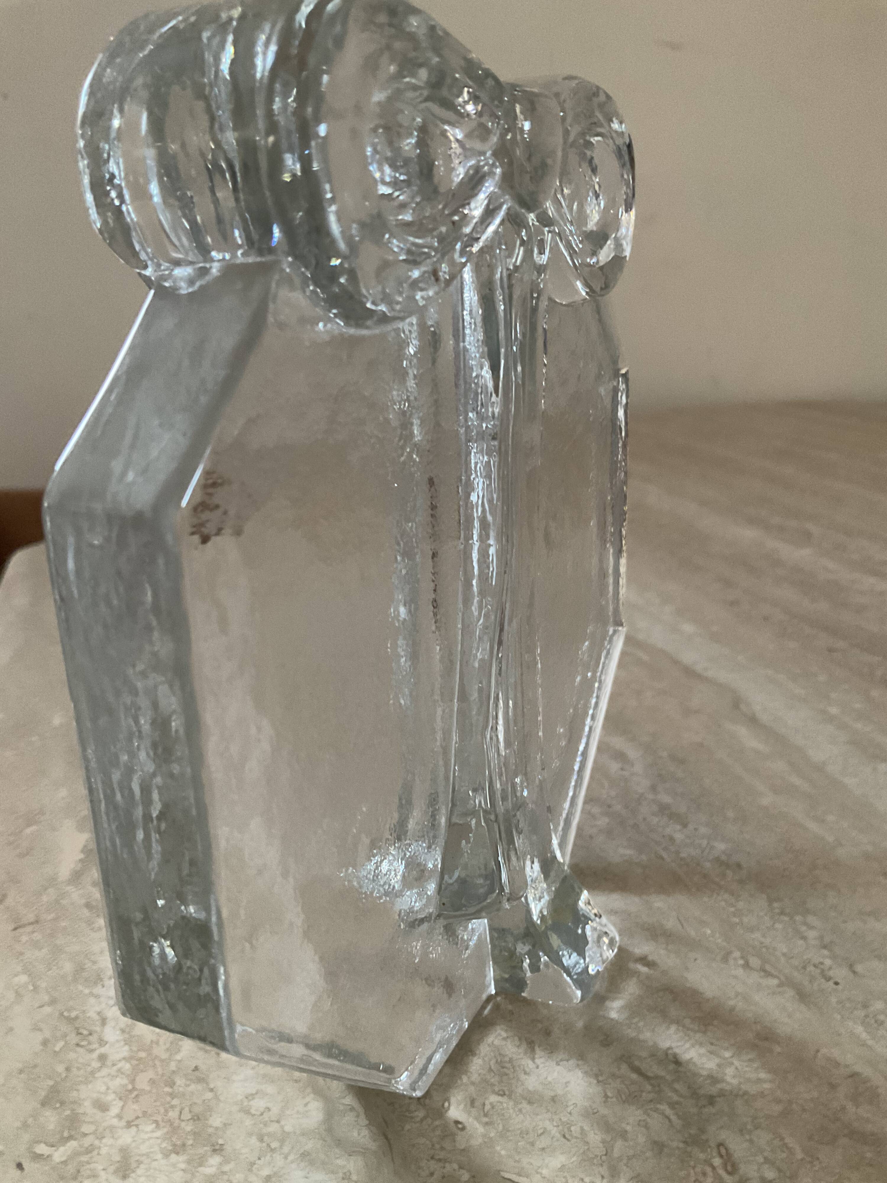 Vintage soliflore vase in molded/pressed glass paste