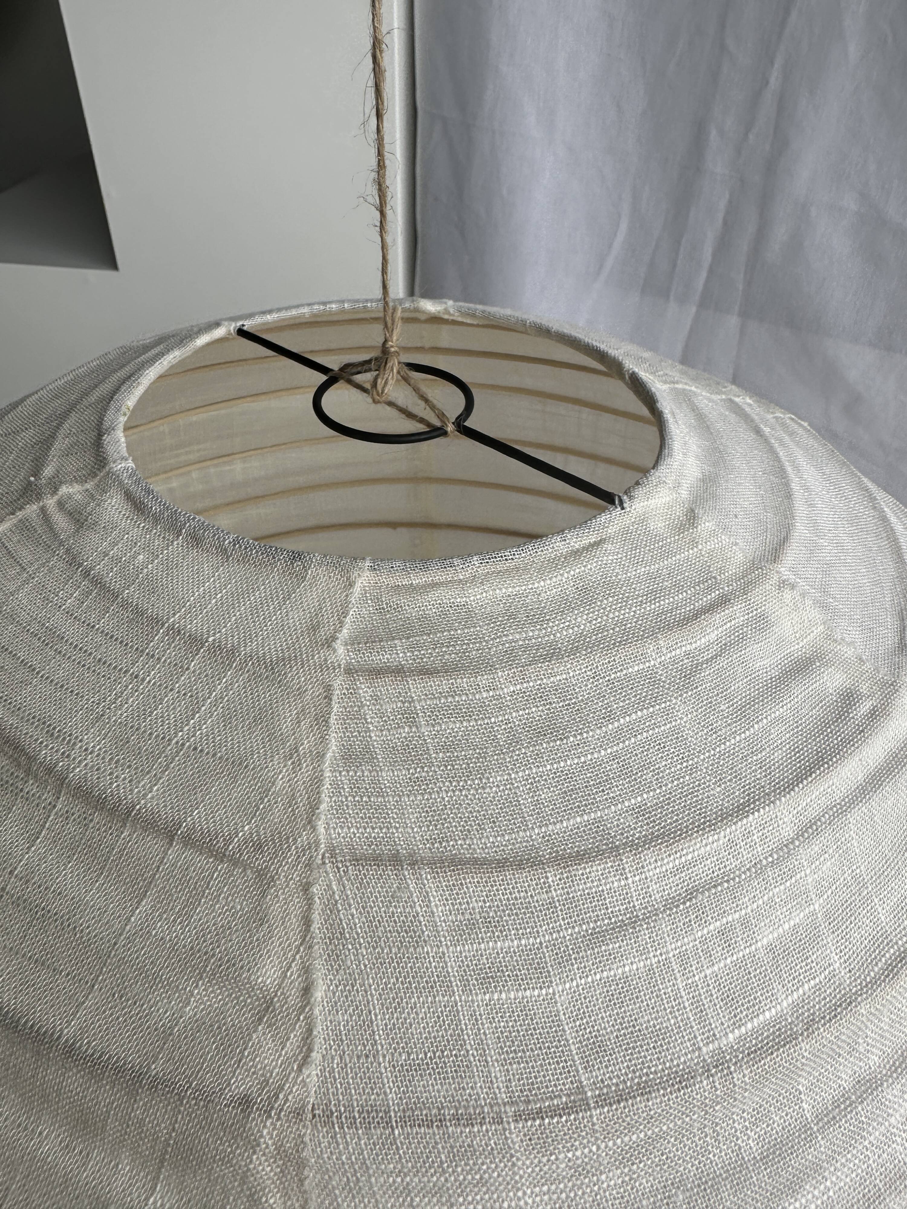 Suspension in rattan and natural japanese linen lantern shape h70 d50