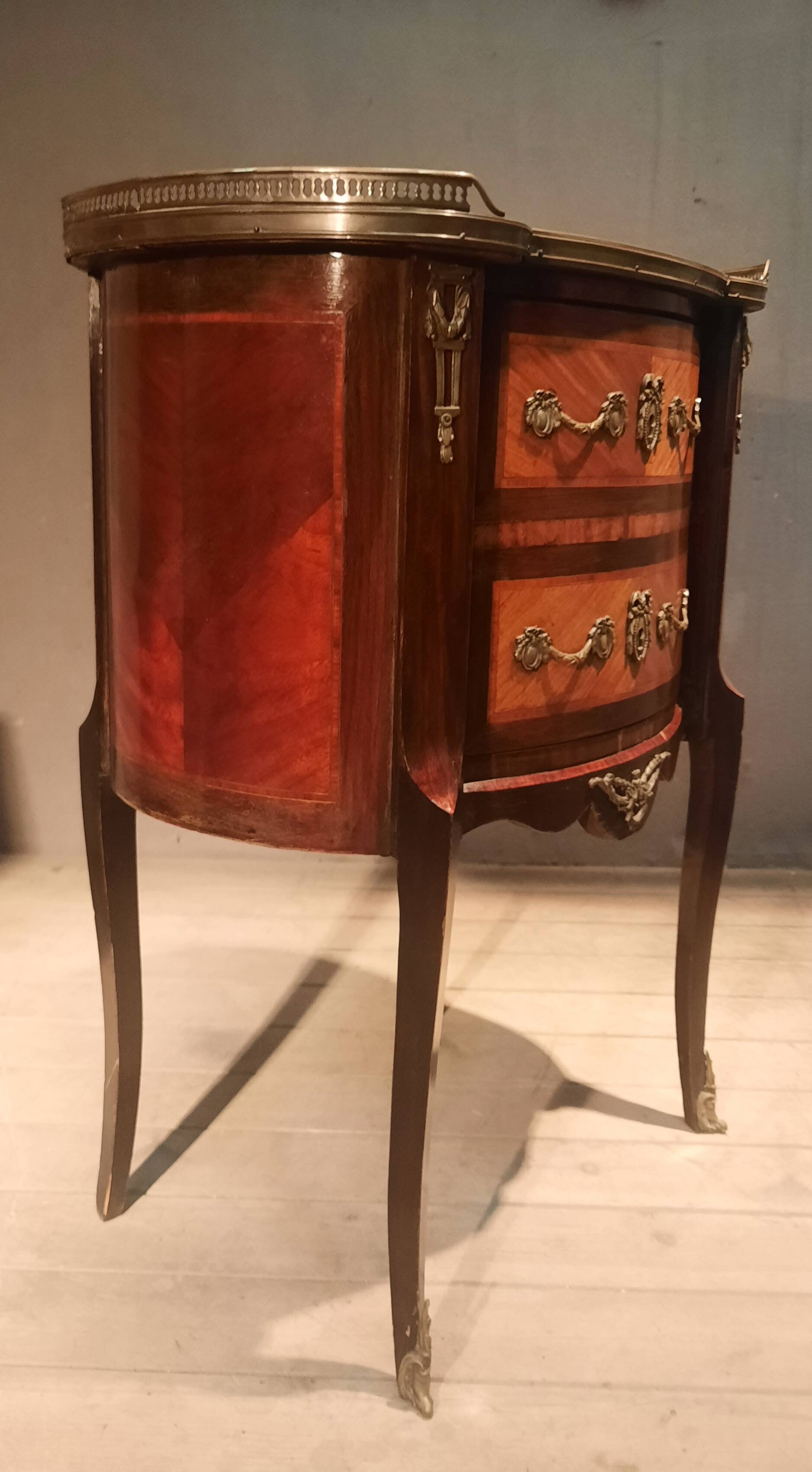 Commode tambour à porte  en plaquage