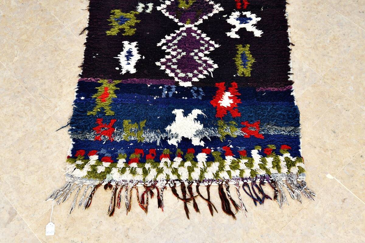 Vintage Moroccan Berber Boucherouite rug 205 x 87 cm (Perfect condition)