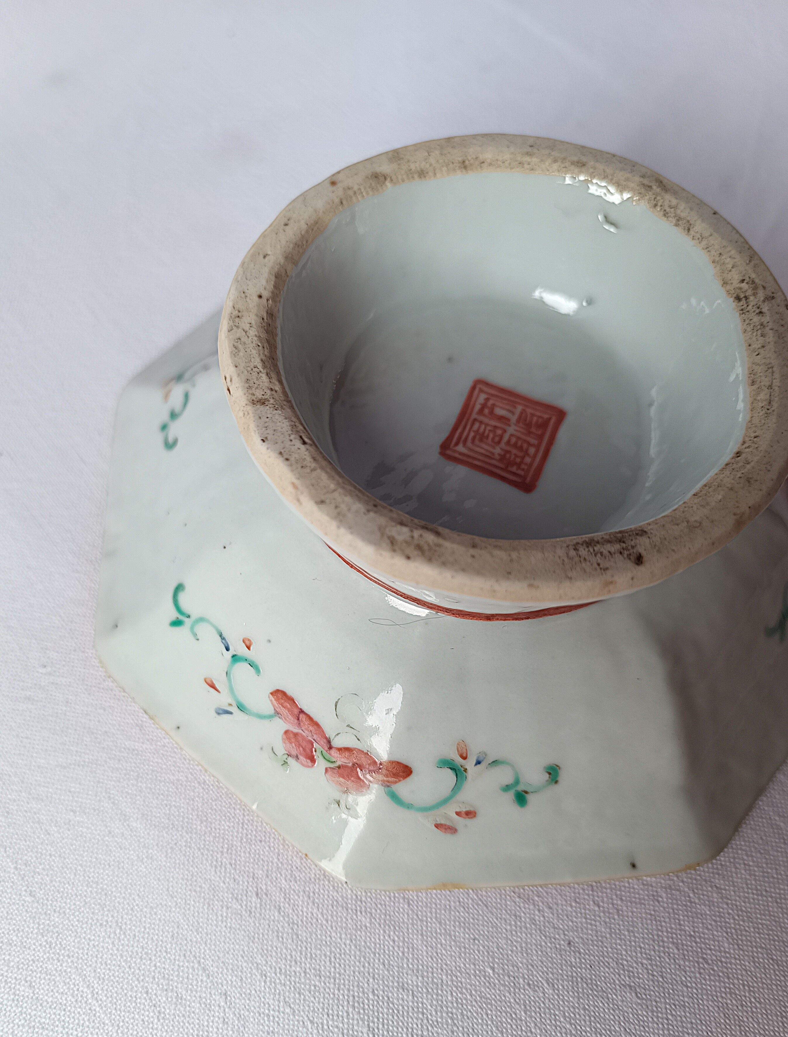 octagonal porcelain cup from China with Taoist Ying Yang decoration - c. 1900