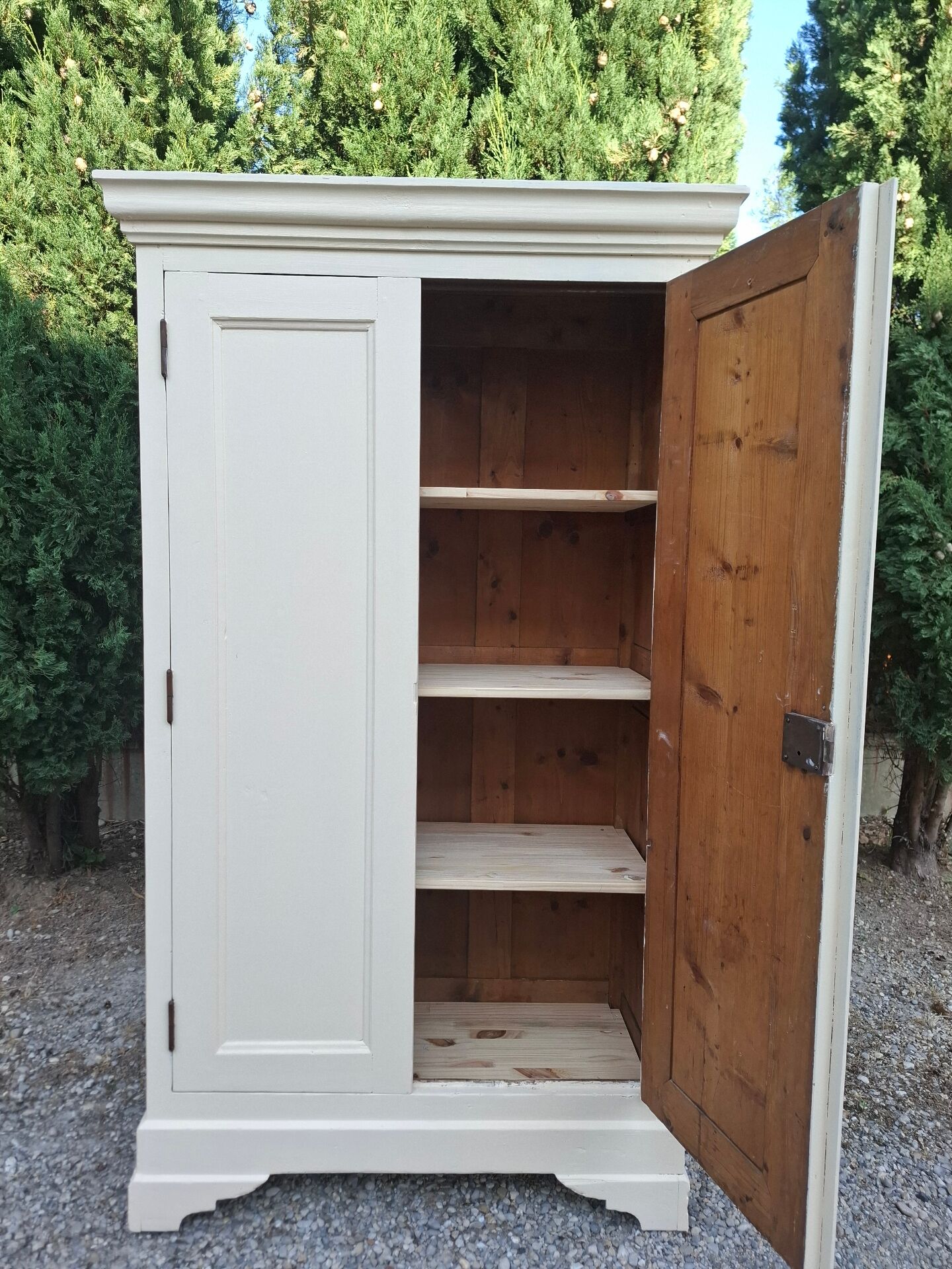 Armoire Parisienne