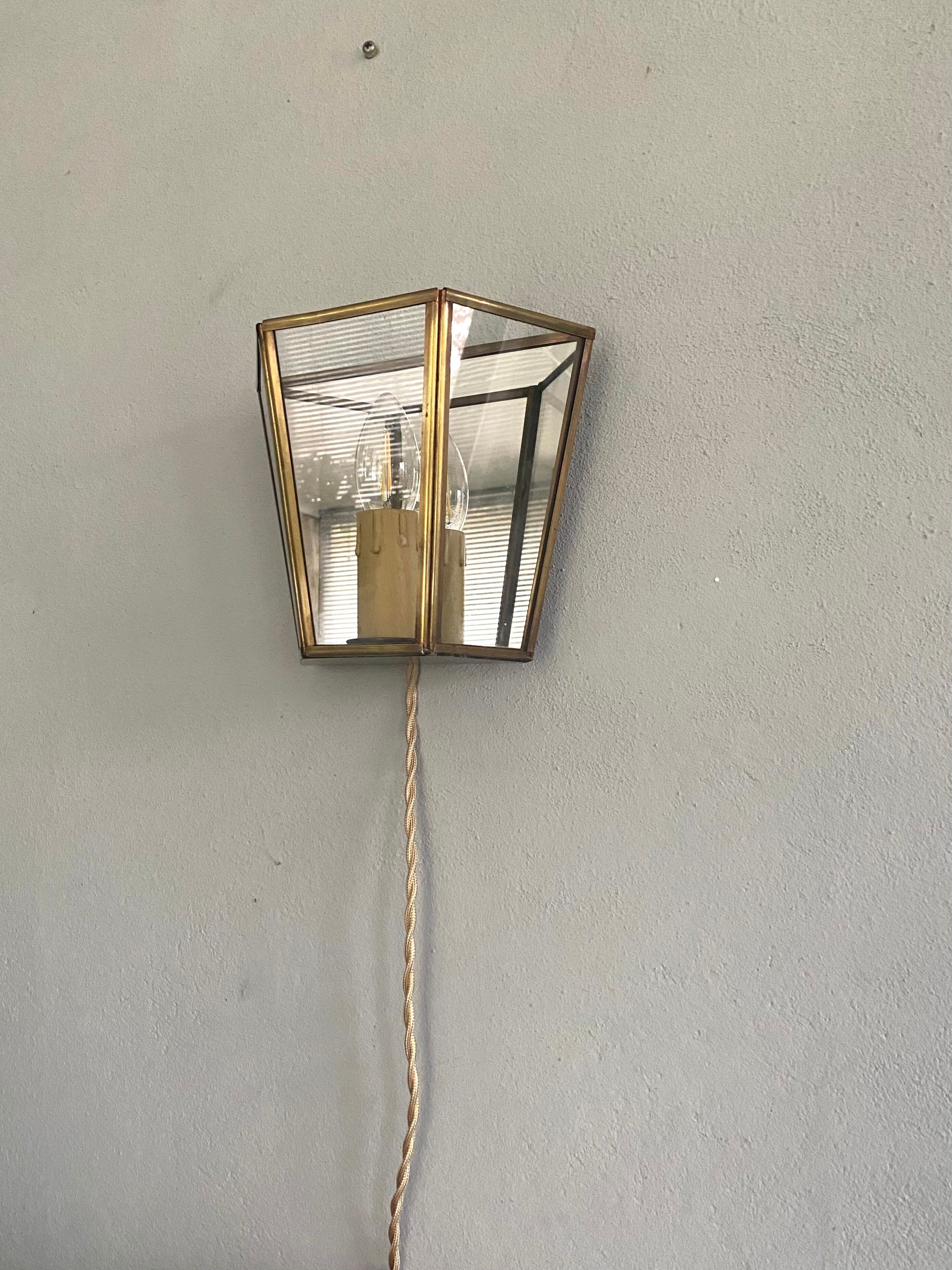 Brass wall lamp, mirror 50s