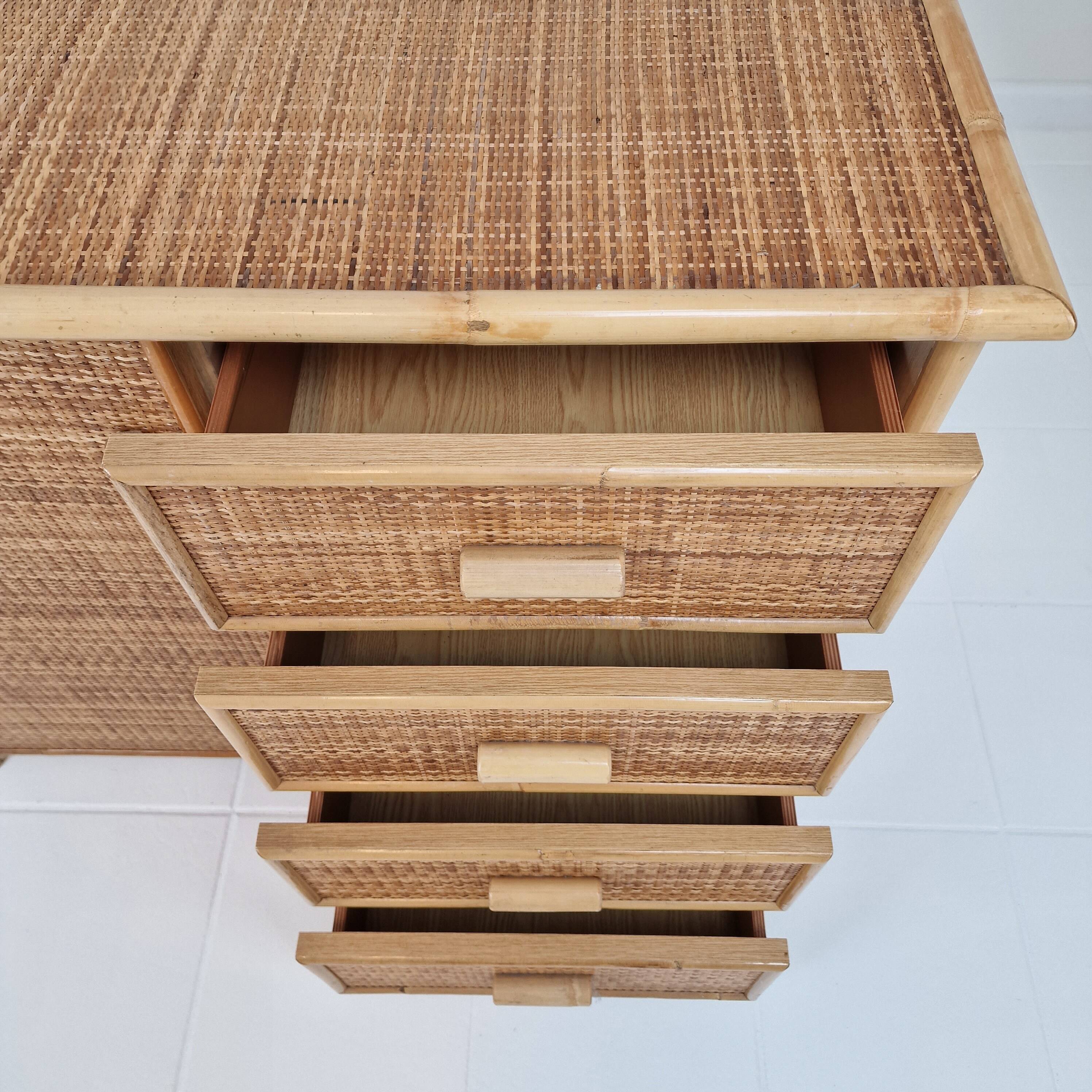 Commode ou crédence italienne en bambou et rotin, années 1980