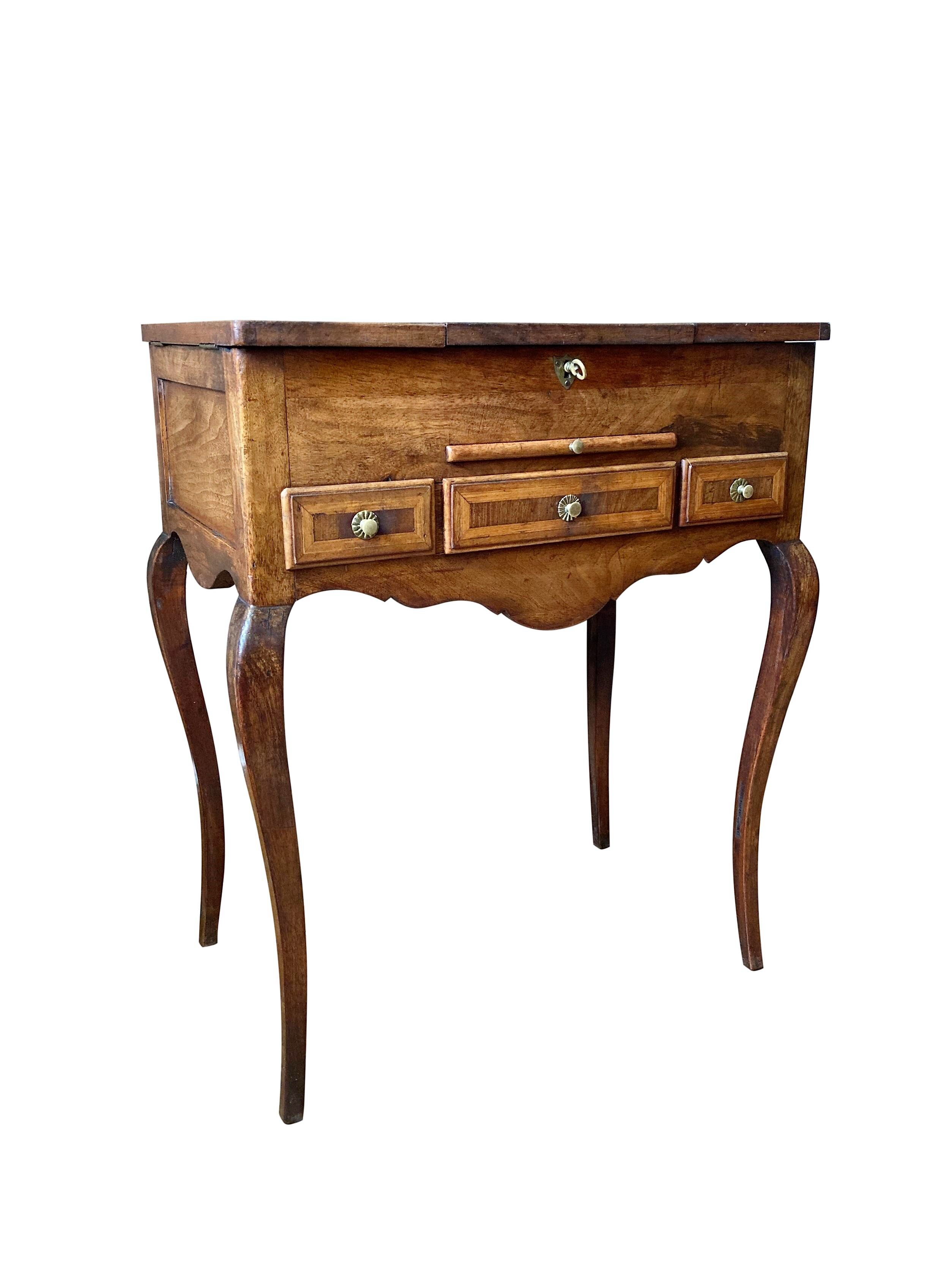 Hairdresser Louis XV of the eighteenth century