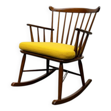 Mid-century rocking chair with new Kvadrat cushion by Børge Mogensen for FDB Møbler, 1960s.