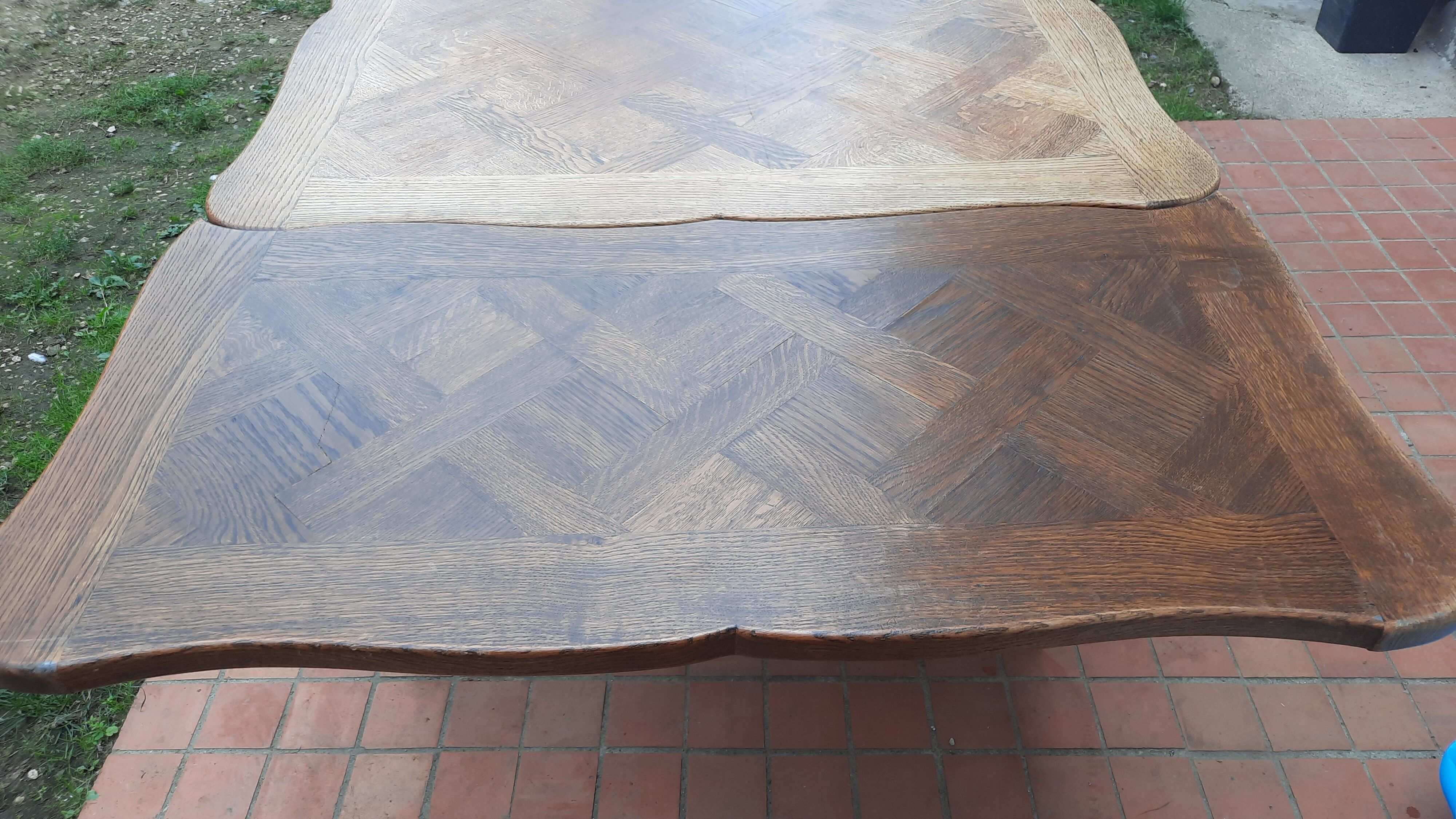 Vintage extendable table