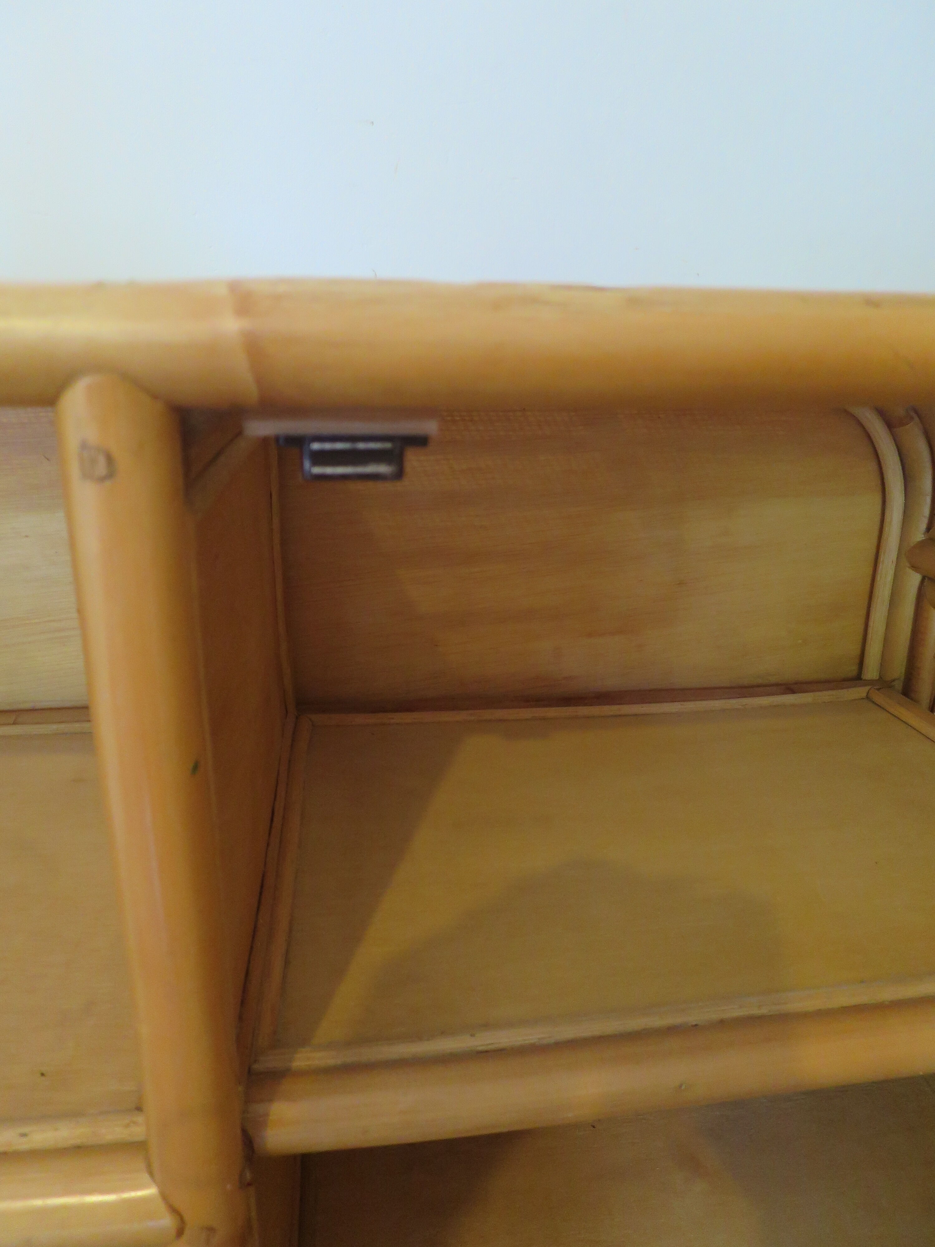 Buffet bas 2 portes -rotin tressé-bambou -cannage