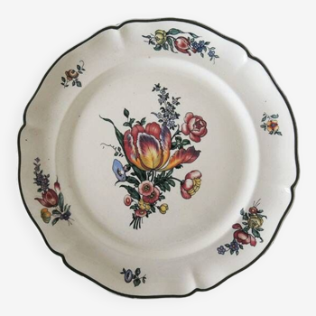 15 Old Villeroy & Boch Earthenware Dinner Plates – 1562 – Tulip
