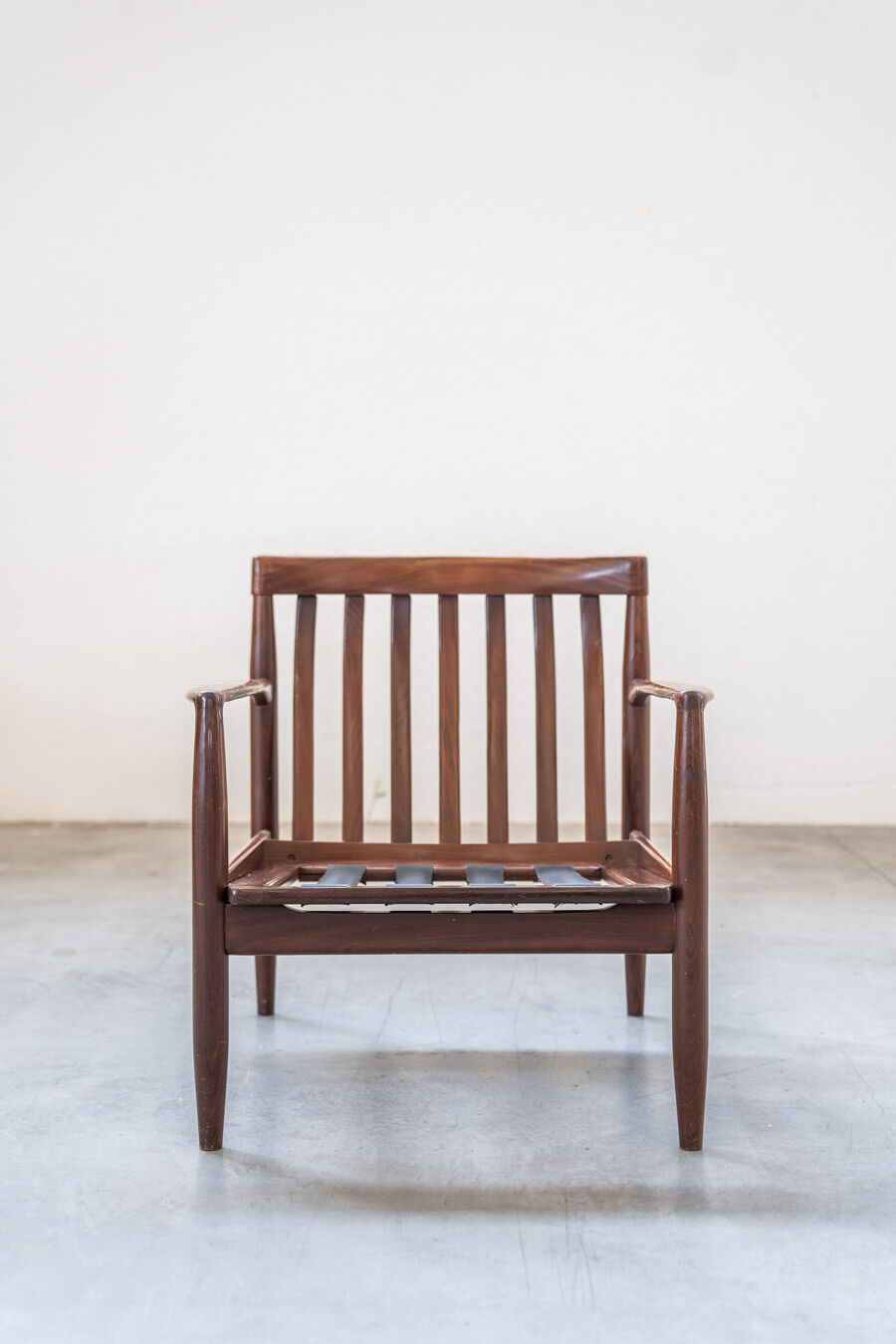 Fauteuil danois en teck par Svend Age Eriksen pour Glostrup 1960