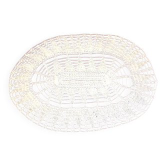 Oval ecru crochet doily / 60s