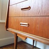 Scandinavian chest of drawers