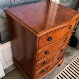 Chiffonier