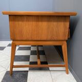 Bureau en bois blond années 1960