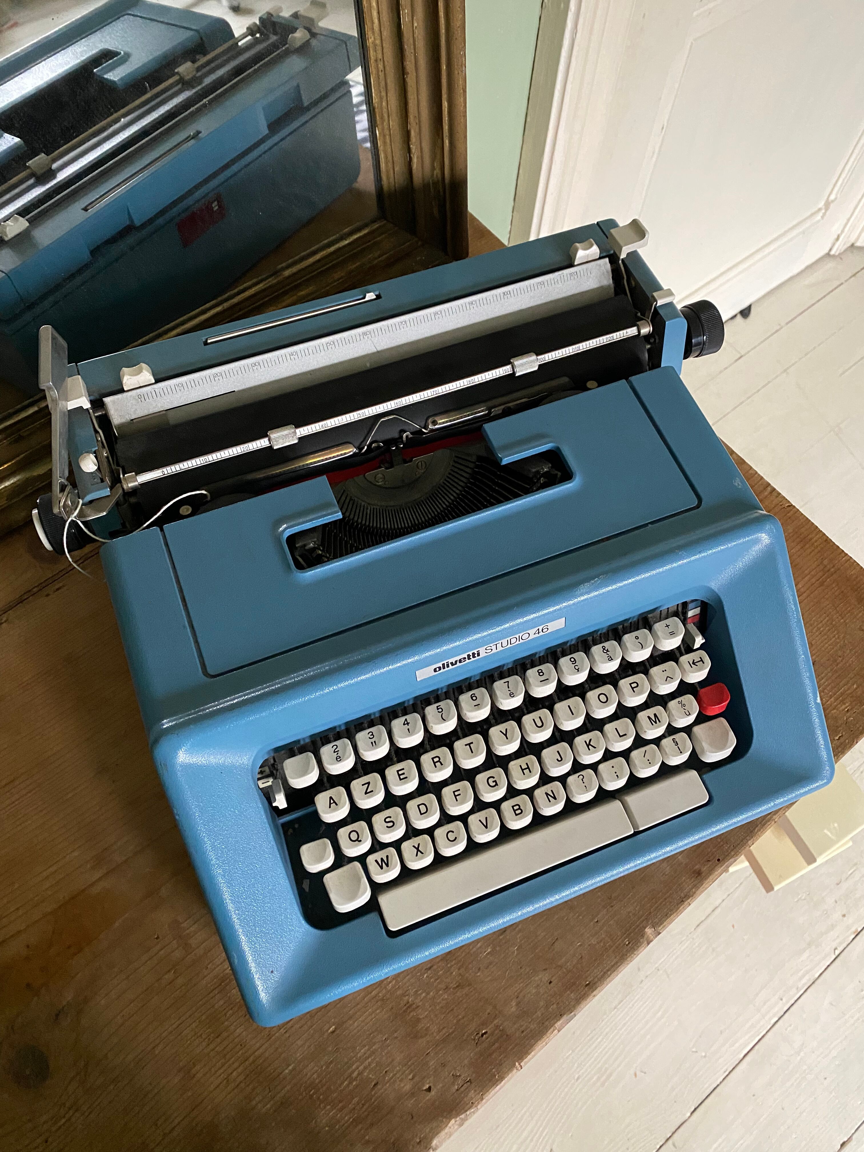 Olivetti Studio 46 typewriter