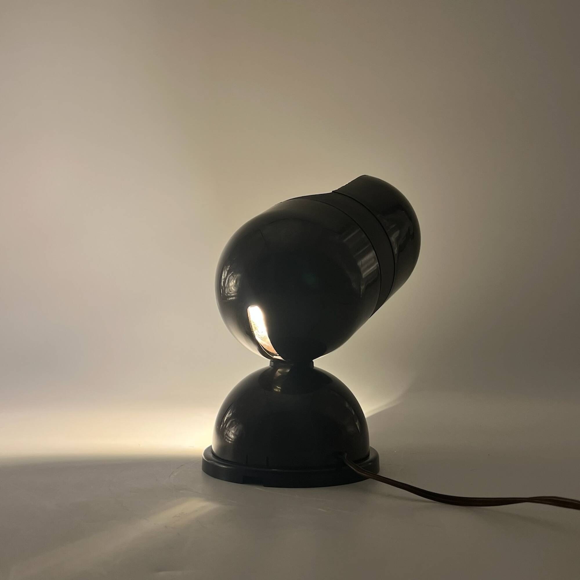 Gamma Lux UFO Desk or Wall Lamp - Space Age Design Crafted in Italy 1970s