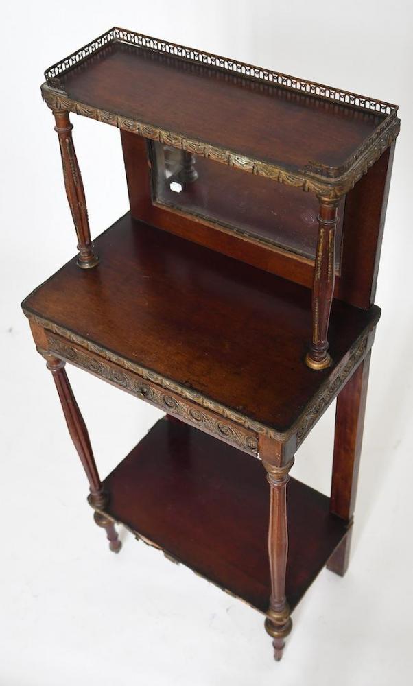 Louis XVI-style support furniture