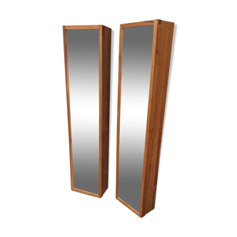 Cabinets wall column keychain