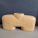 Camel 2-legged vase