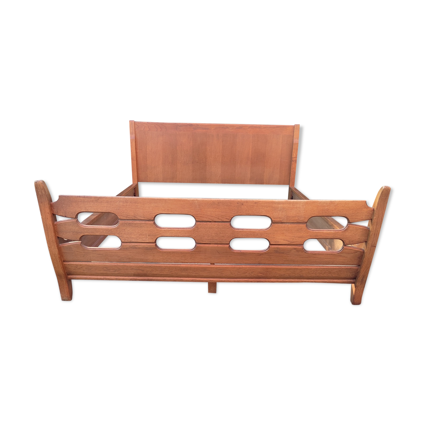 Bed of Guillerme and Chambron