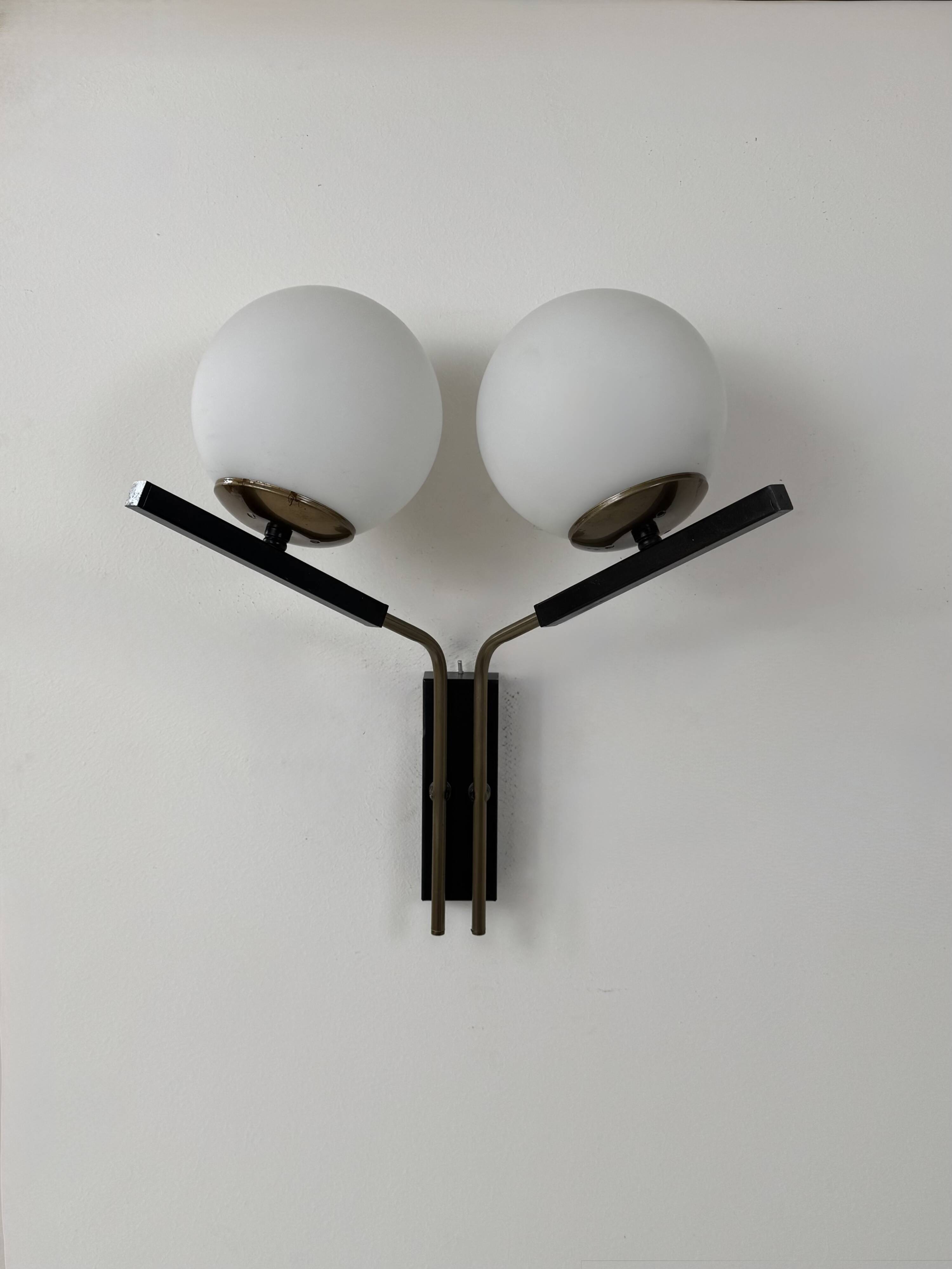 Vintage double opaline and brass wall light, France, 1970.