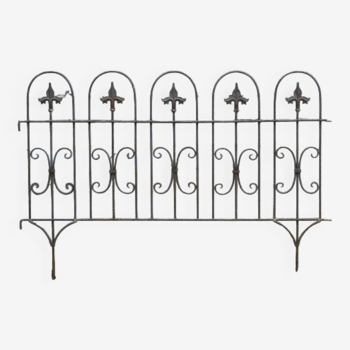 wrought iron border/grid