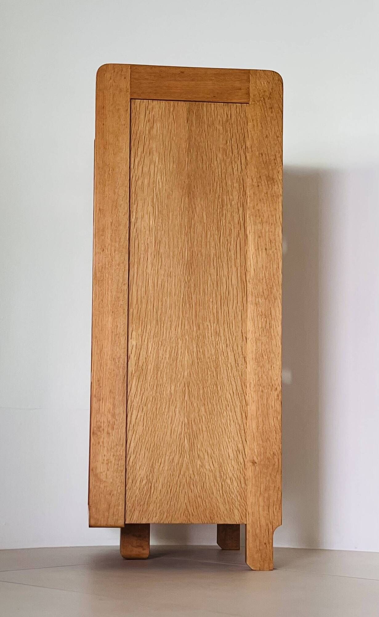 Hi-Fi furniture, bookshelf, side table by Guillerme and Chambron, France.