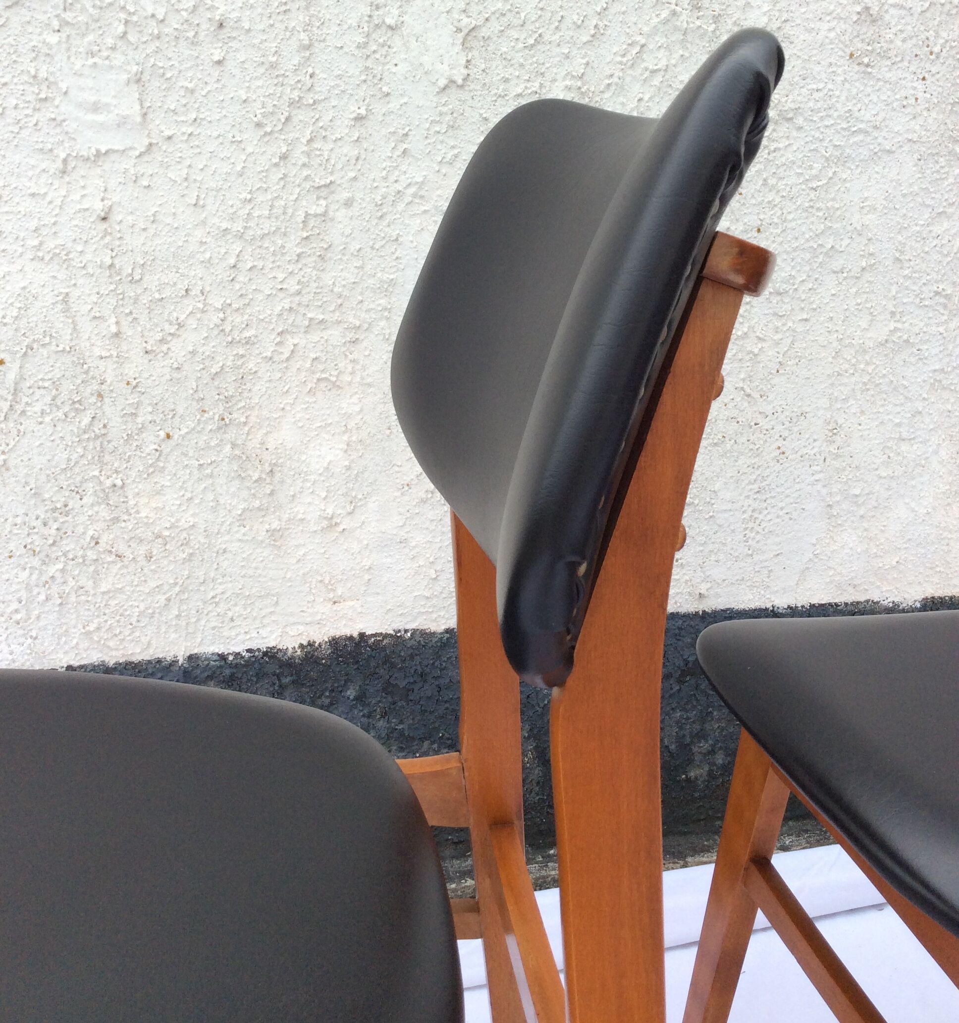 2 Scandinavian chairs from the 60s