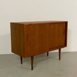 Teak sideboard by Hundevad Denmark 1960