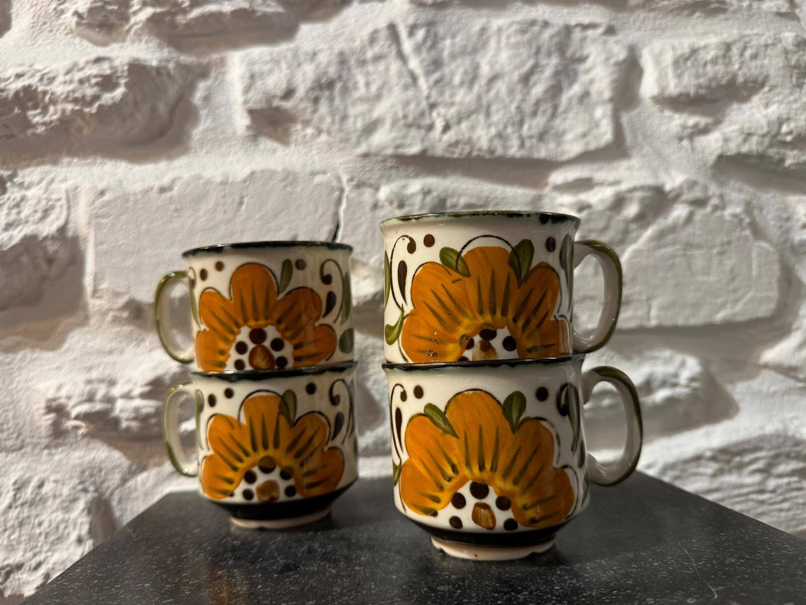 Boch La Louvière cups - Paradiso Yellow series