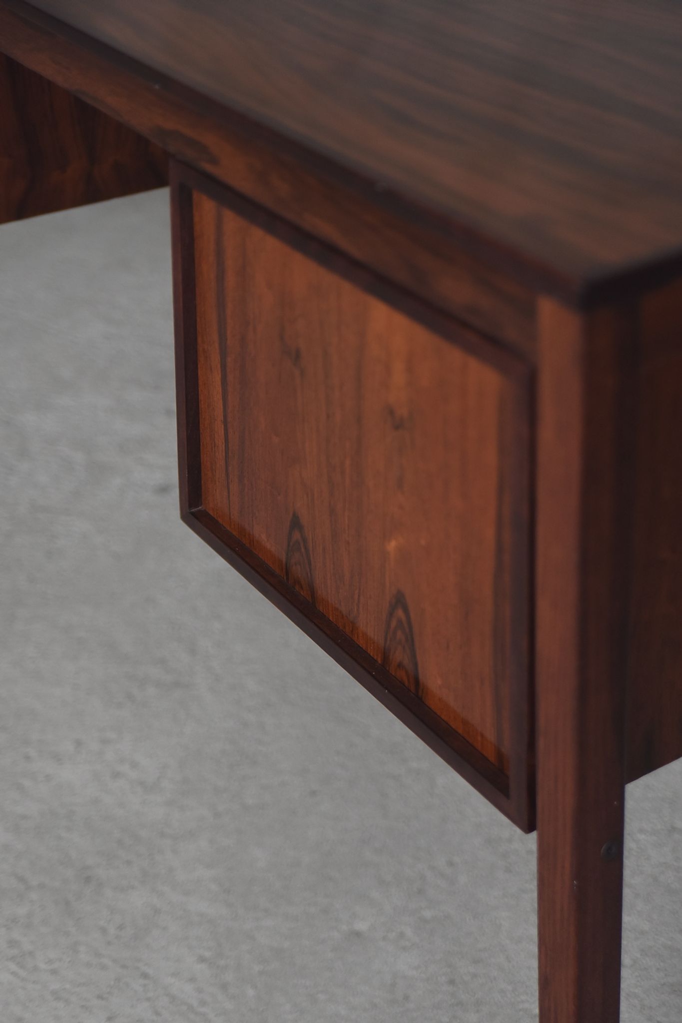 Executive rosewood Norwegian desk by Torbjørn Afdal for Haug Snekkeri AS Bruksbo, 1960s