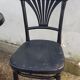 Table bistrot et sa chaise