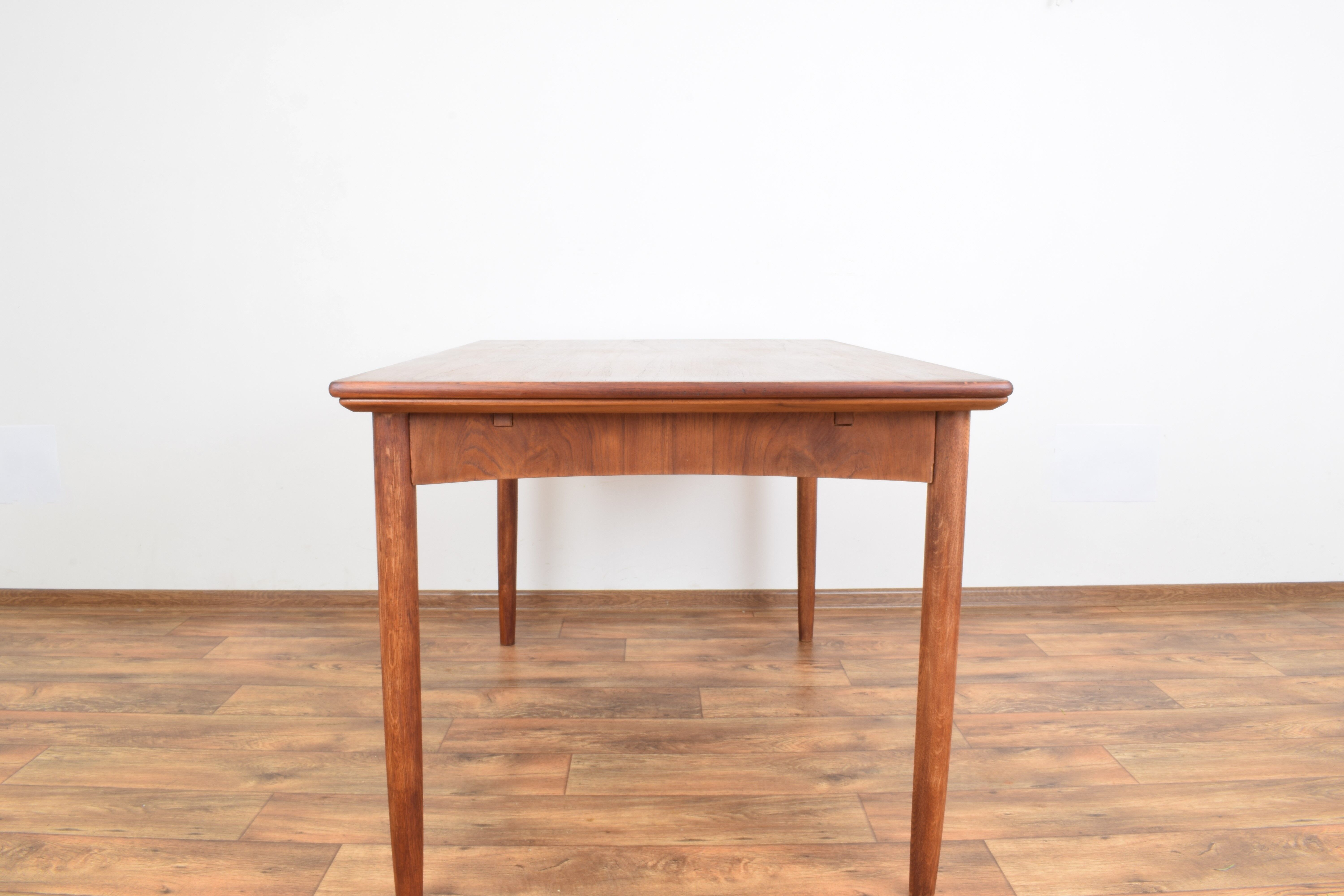 Mid-Century Danish Teak Extendable Dining Table, 1960s