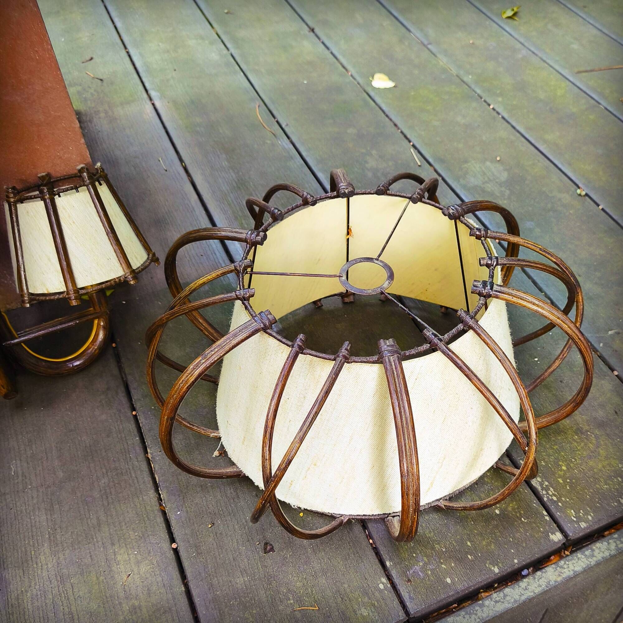 Suspension light and its 2 rattan wall lights by Louis Sognot, 1950s