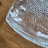 4 transparent glass fish plates