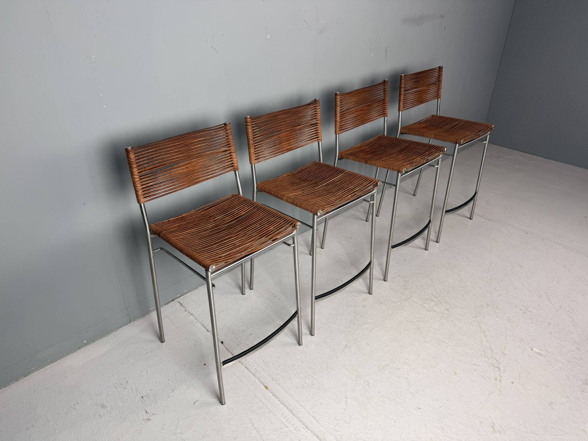 Ensemble de quatre tabourets de bar "Miss B", Tito Agnoli, Italie, 1997