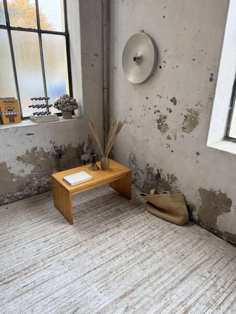 Coffee table in Perriand style, Les Arcs 1800.