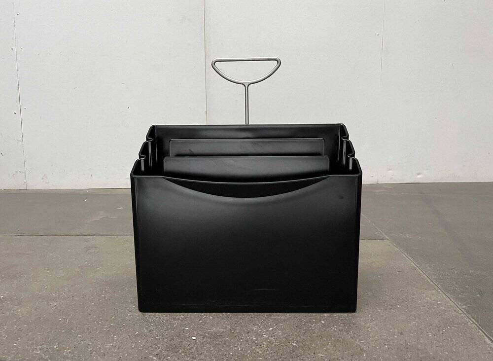 Postmodern Italian magazine rack by Andries & Hiroko Van Onck for Magis, 1980s.