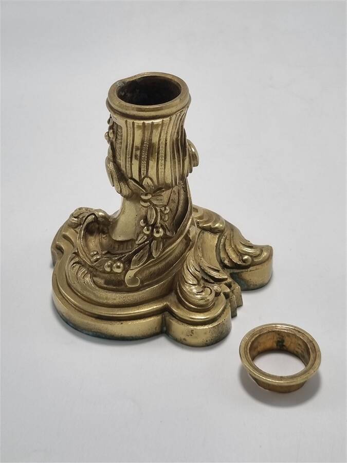 Bronze candle holder