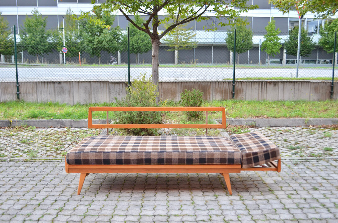 Mid Century Wilhelm Knoll Antimott Daybed Sofa