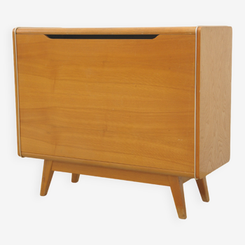 Commode du milieu du siècle par Nepožitek & Landsman pour Jitona, années 1970