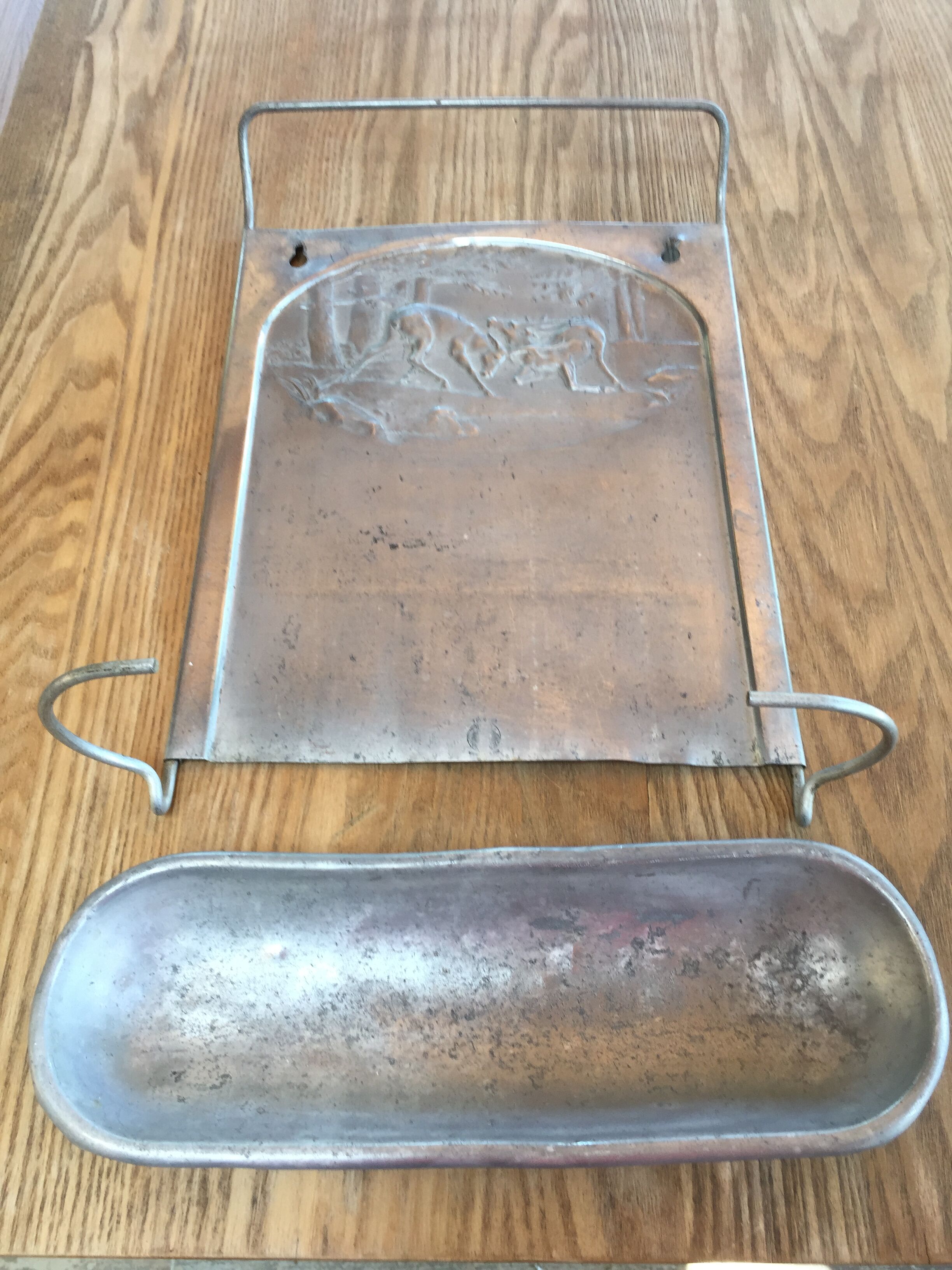 Aluminum couttoir or kitchen utensil holder